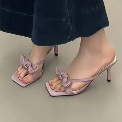 Modern Women's Square